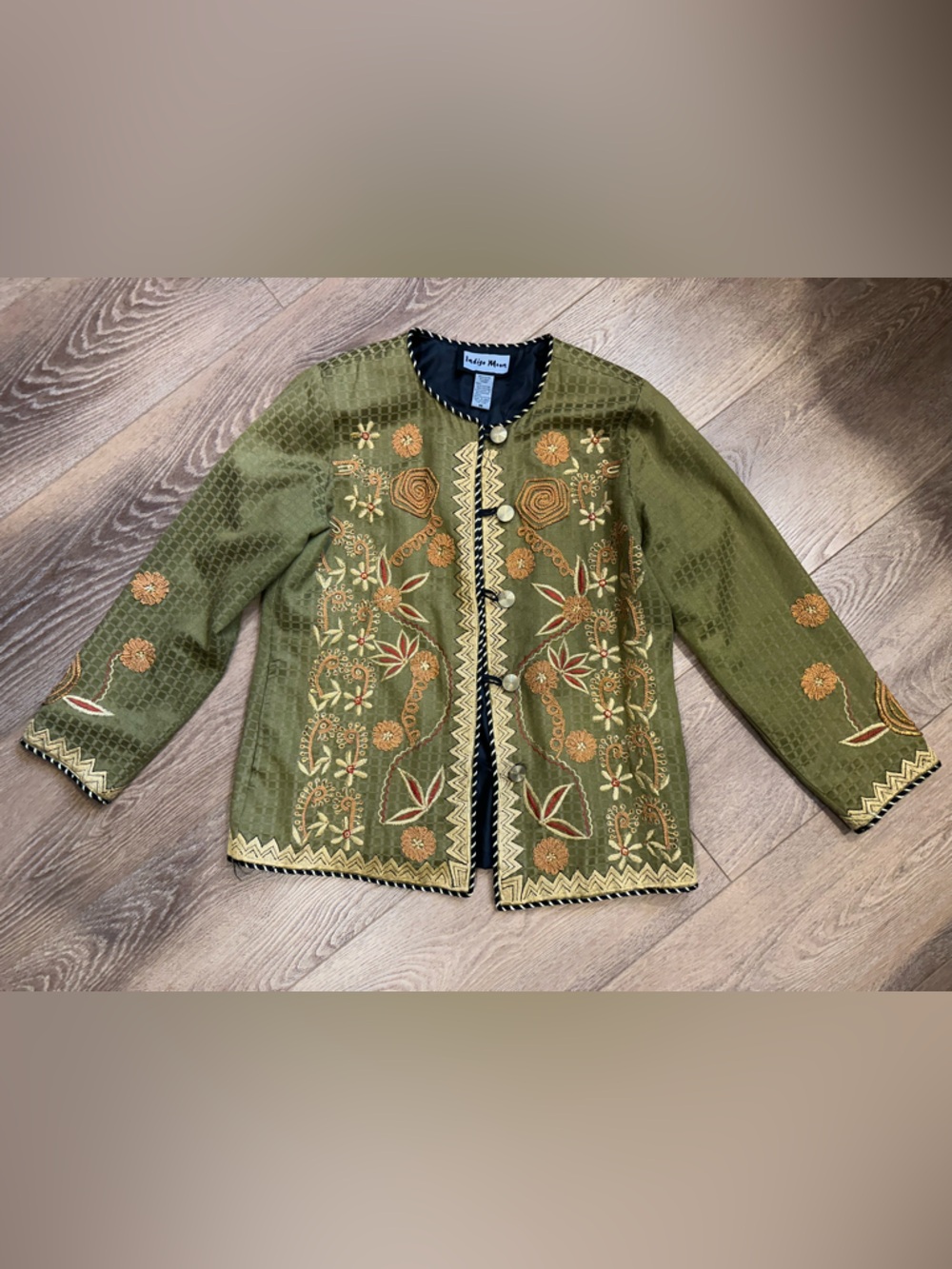 Vintage Bohemian Collarless Olive Green Embroidered Button-Front Jacket szM